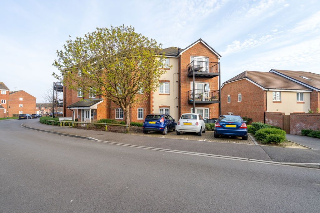 Property photo 2 of 18 Photo 17