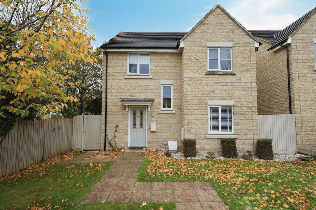 Property photo 1 of 25 Img_0344_1762350372187.Jpeg