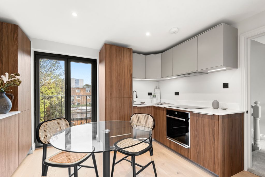 Property photo 1 of 11 Picture No. 04