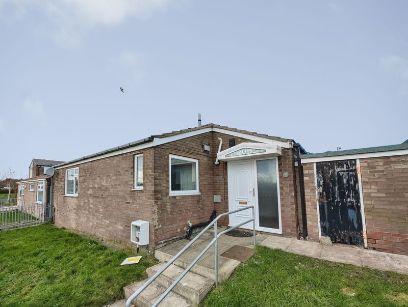 Property photo 1 of 11 Photo 8