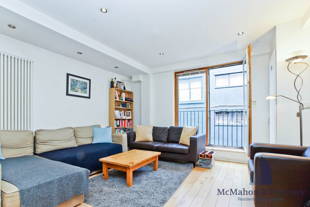 Property photo 2 of 9