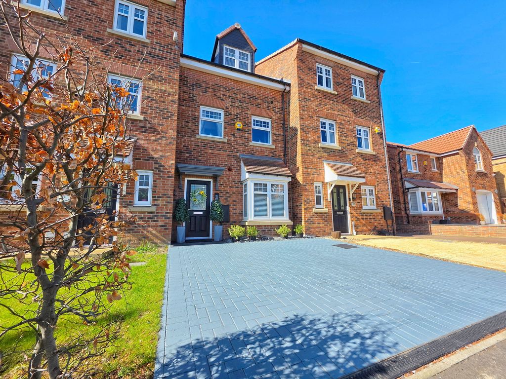 Property photo 1 of 22