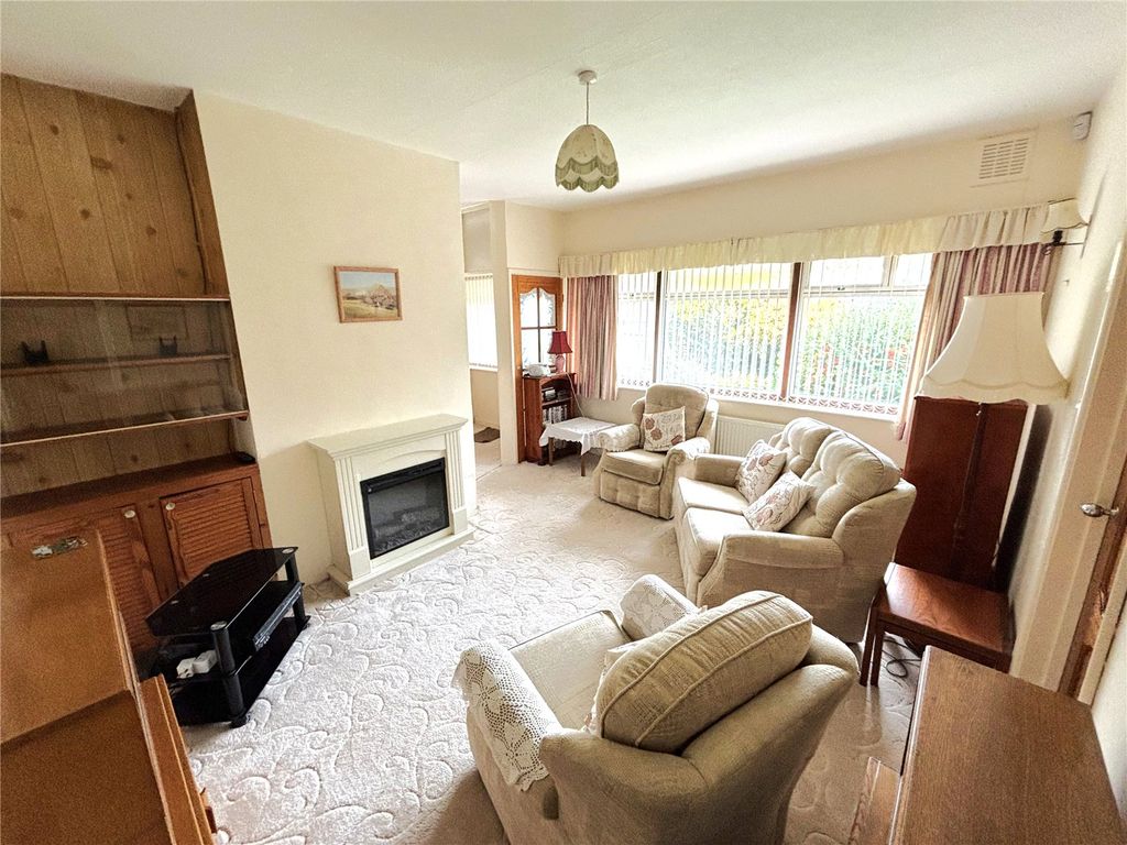 Property photo 2 of 17 Picture No. 10
