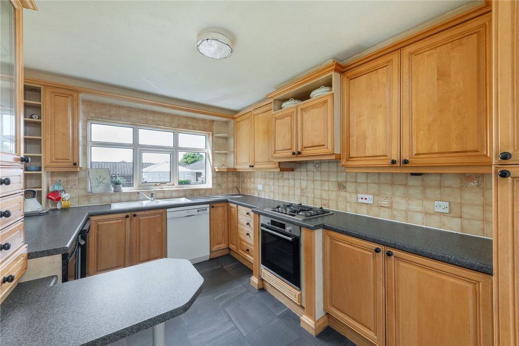 Property photo 2 of 13 Picture No. 06