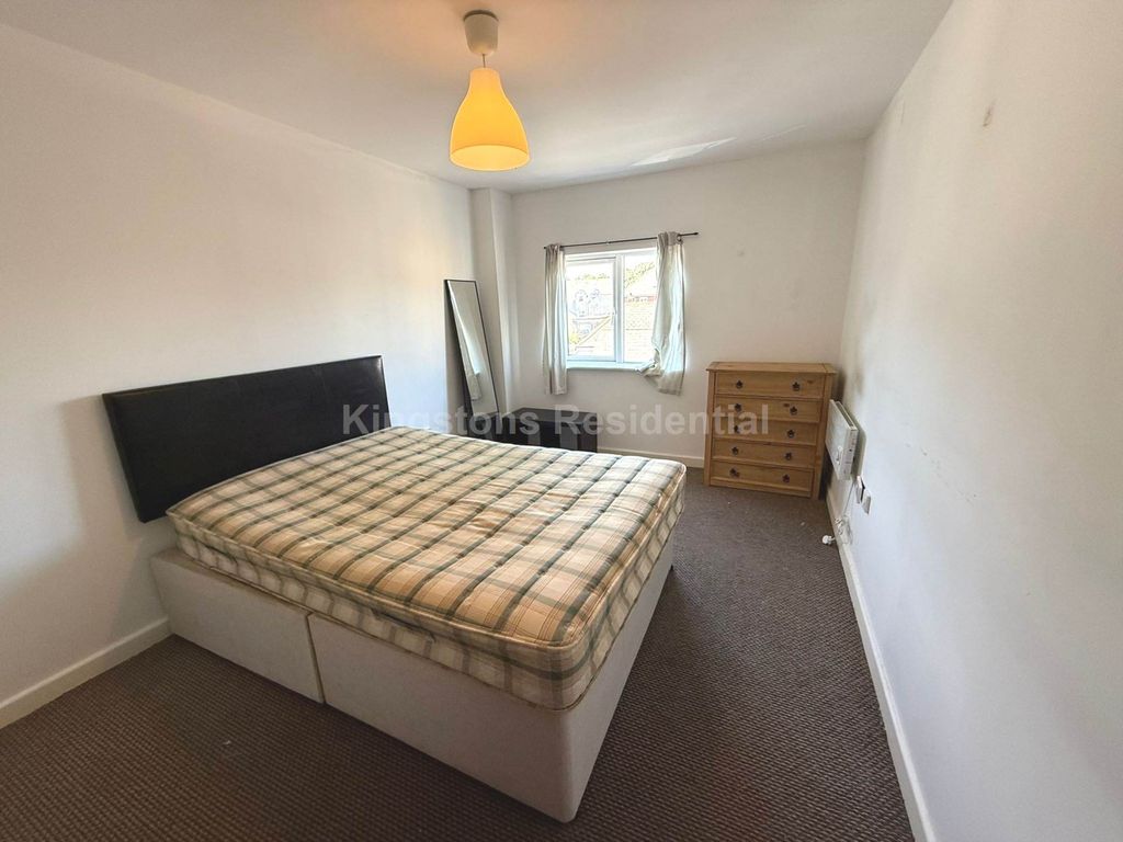 Property photo 1 of 4