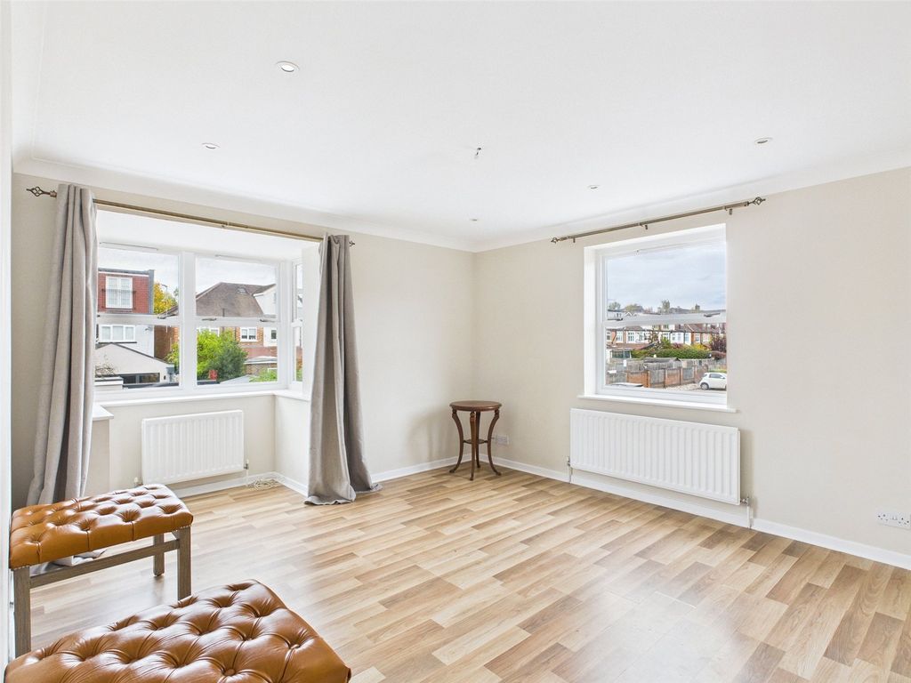 Property photo 2 of 9 Picture No. 01