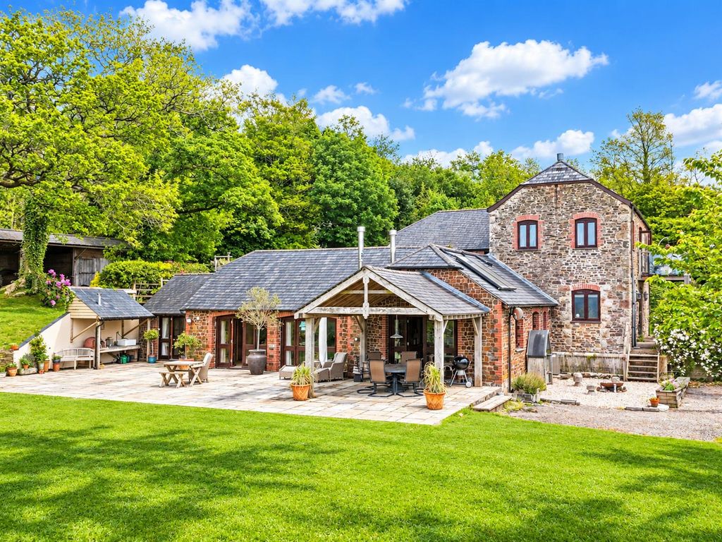 Property photo 2 of 35 The Linhay
