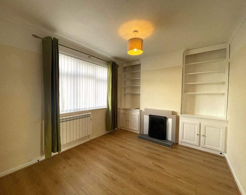 Property photo 3 of 32