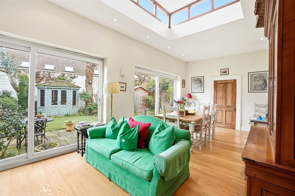 Additional image 5 of 4 bed semi-detached house for salePark Road, Hampton Hill TW12
