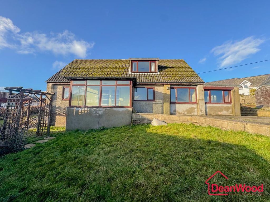 Property photo 3 of 35 3.Jpg