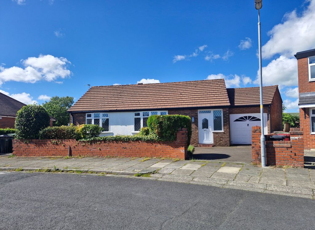 Property photo 1 of 23