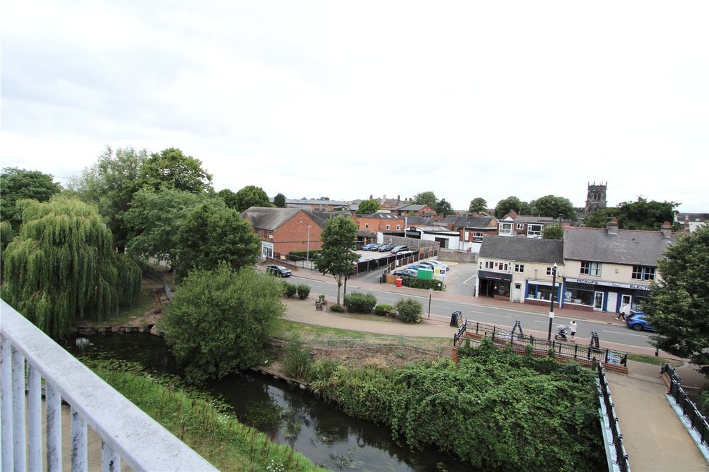 Property photo 1 of 10 Picture No. 02