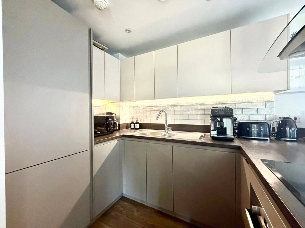 Property photo 3 of 13 Picture No. 46