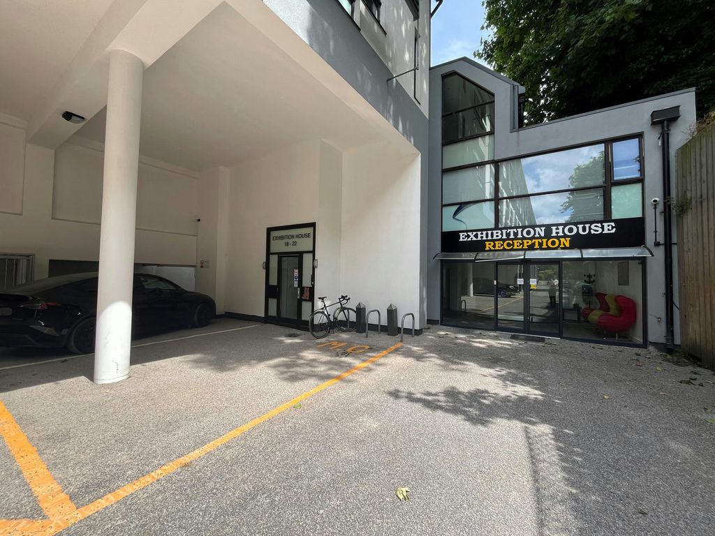 Property photo 1 of 10 Exhibition House_So Reception 2.Jpg