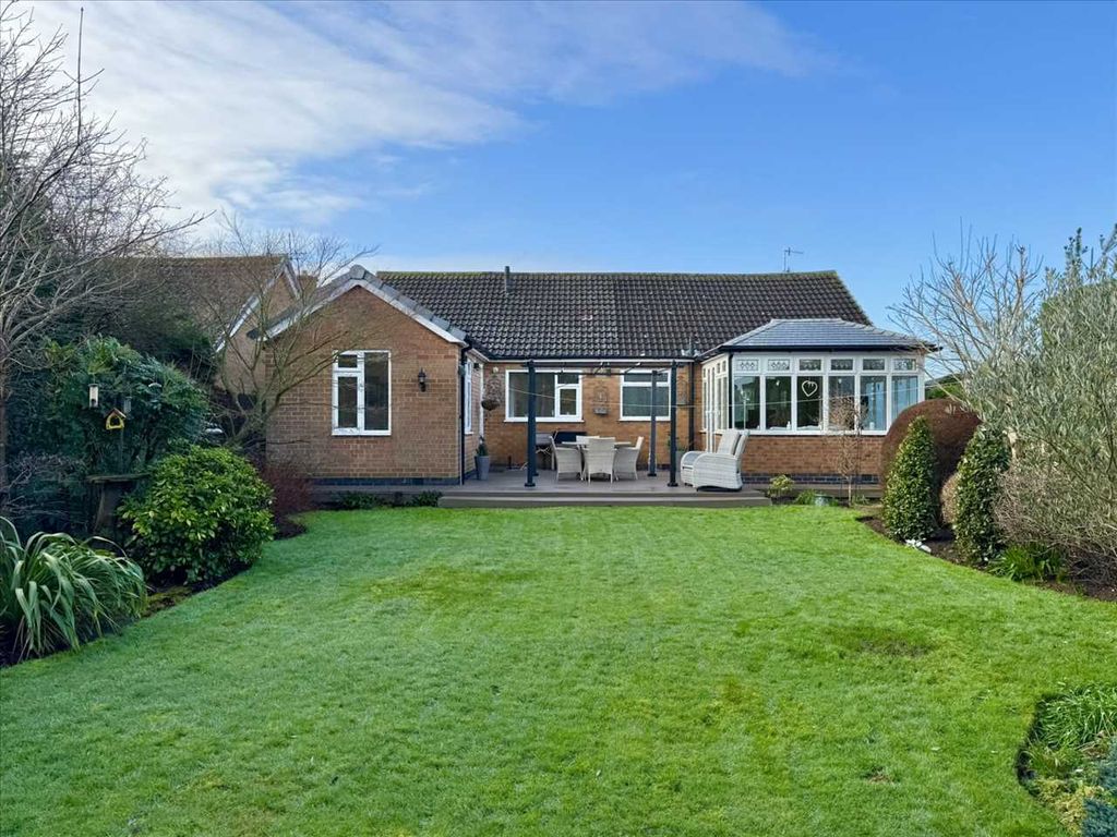 Property photo 3 of 33