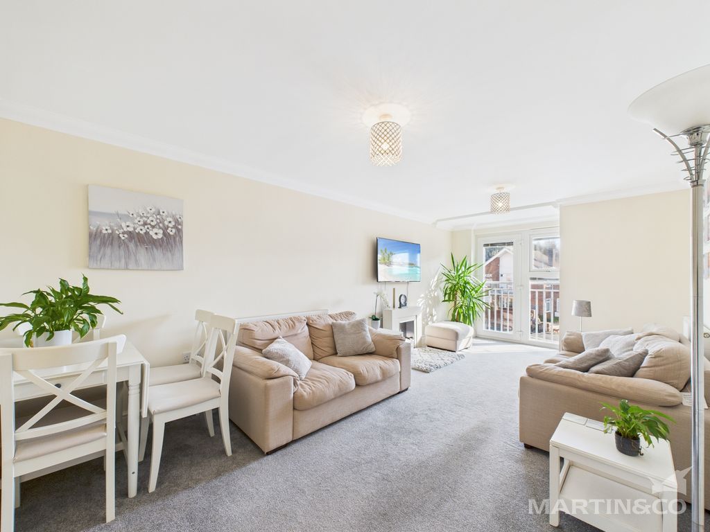 Property photo 3 of 7