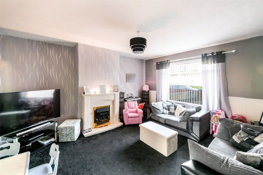 Property photo 2 of 14 Picture No. 08