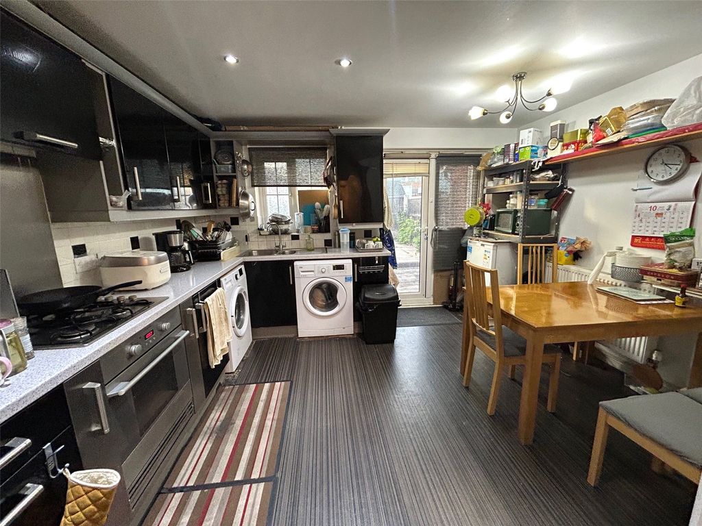 Property photo 3 of 13 Picture No. 11