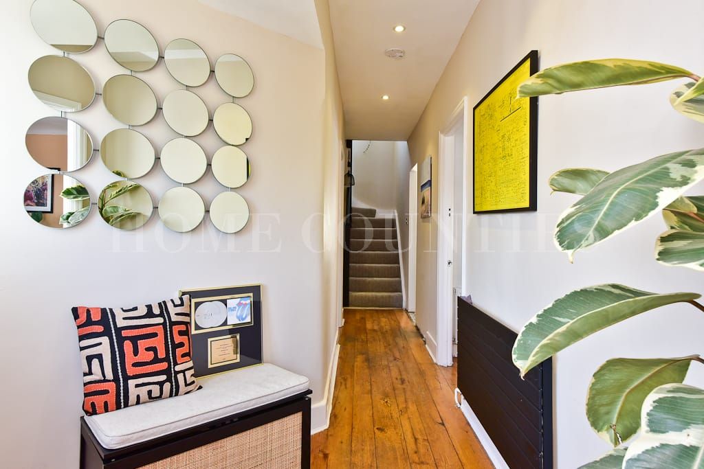 Property photo 3 of 31