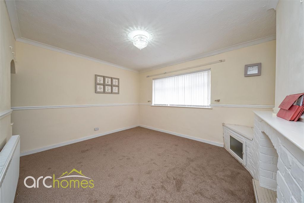 Property photo 2 of 12 Leigh-1.Jpg