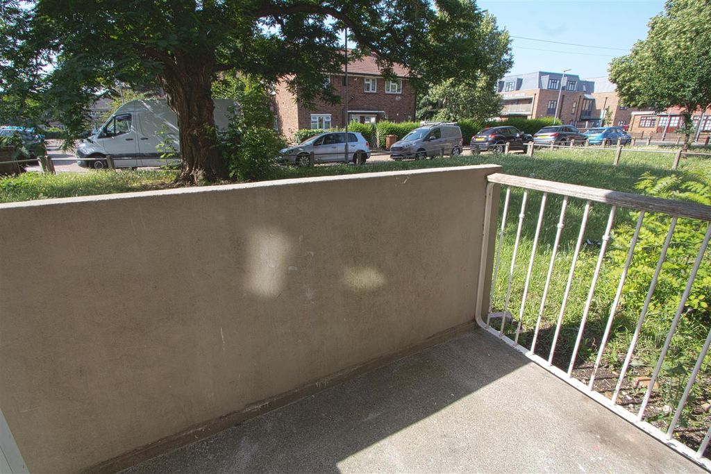 Property photo 2 of 8 Balcony.Jpg