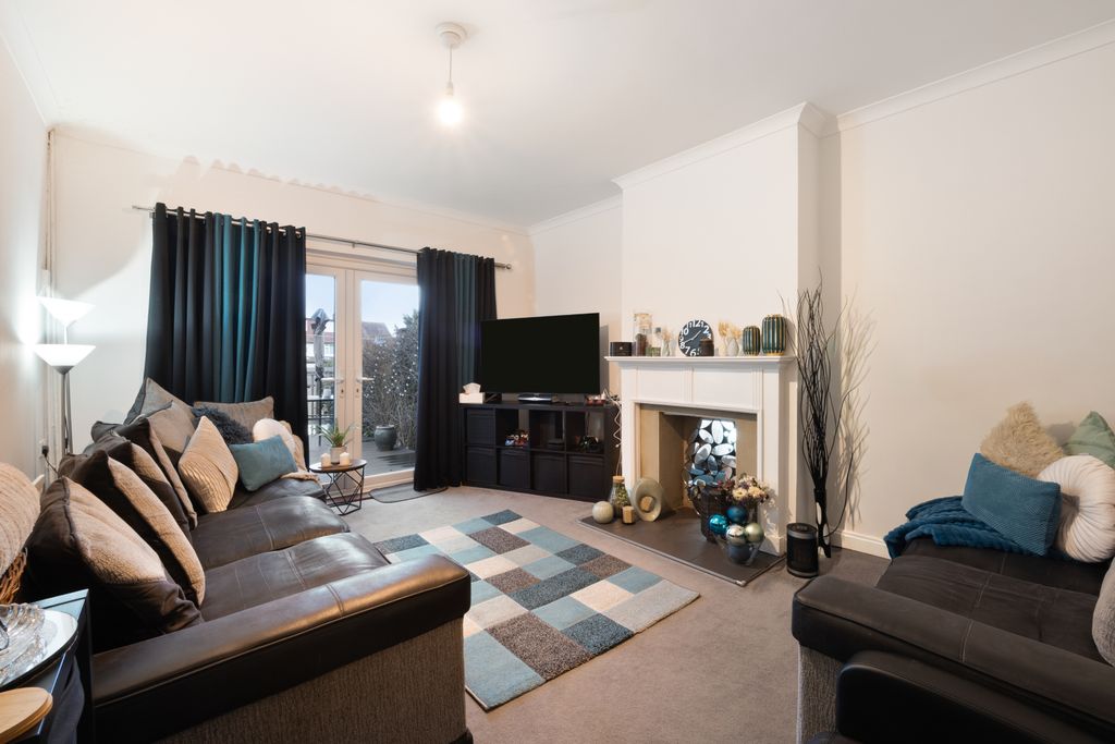 Property photo 3 of 17 Picture No. 55