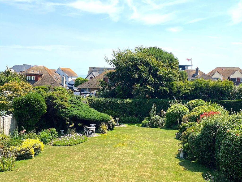 Property photo 2 of 19 141 Cooden Drive - Garden1.Jpg
