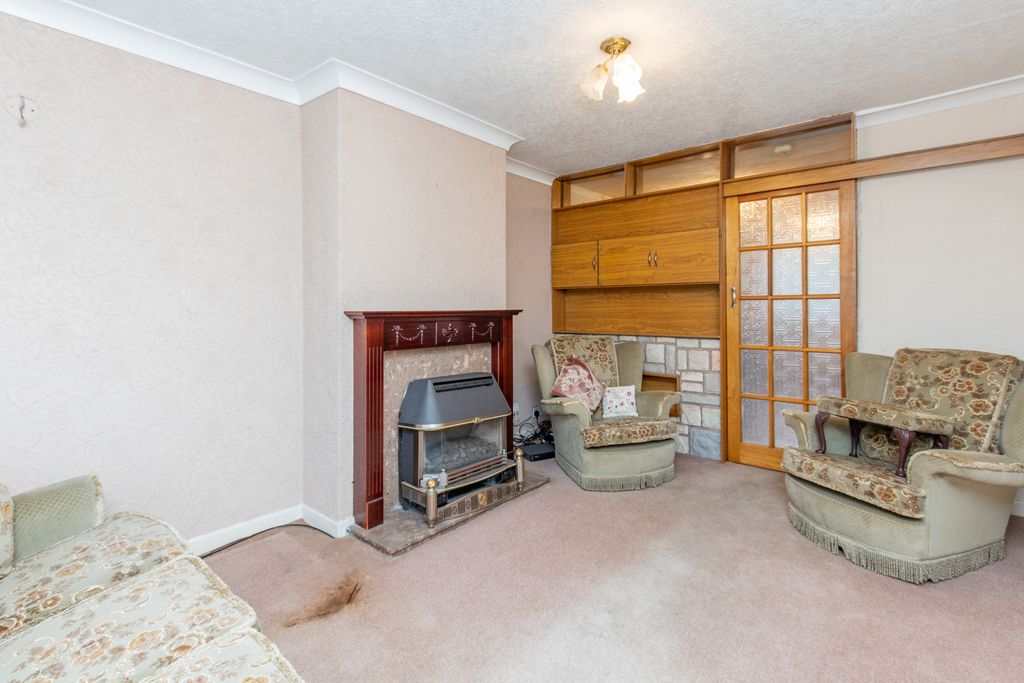 Property photo 3 of 13 Living Room