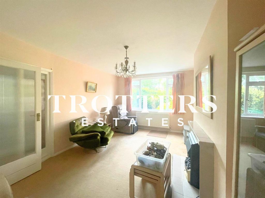 Property photo 3 of 17 Untitled Design (74).Png