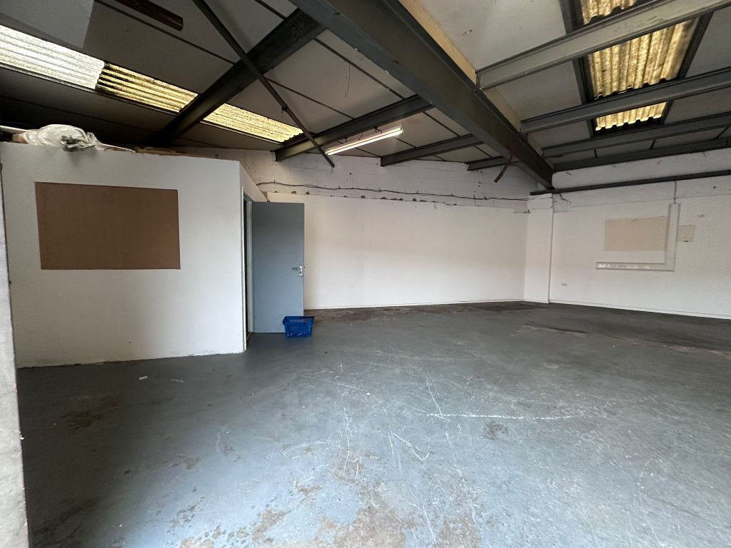 Property photo 3 of 25