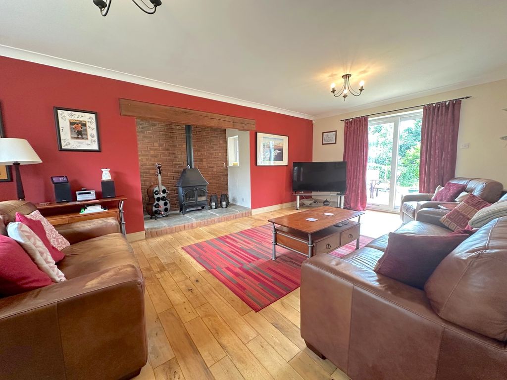 Property photo 3 of 30