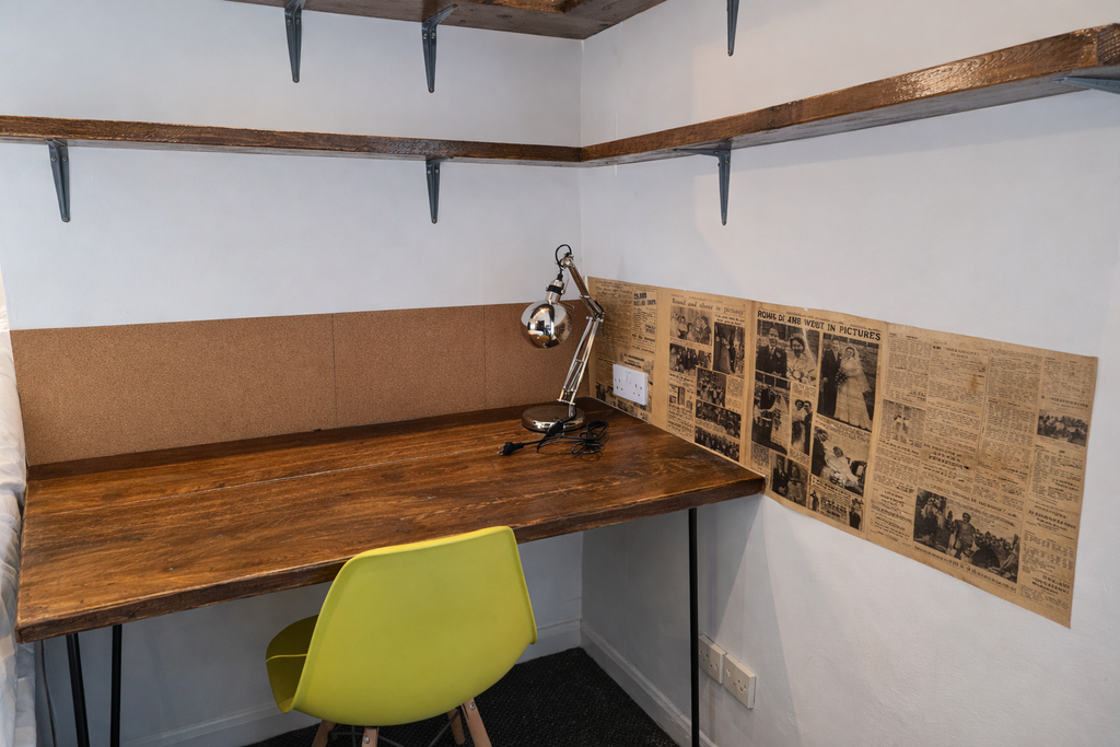 Property photo 1 of 6