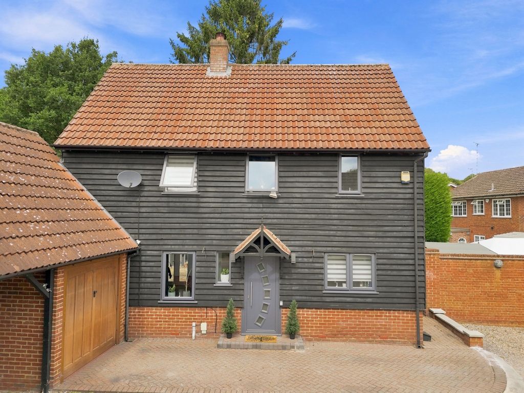 Property photo 1 of 18 Picture No. 02