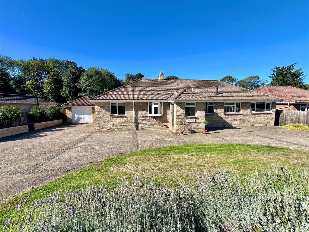 Property photo 1 of 22