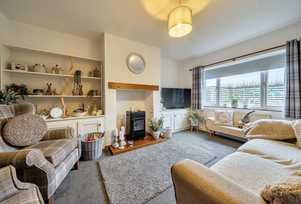 Property photo 3 of 14 1405601-5-6980B88...