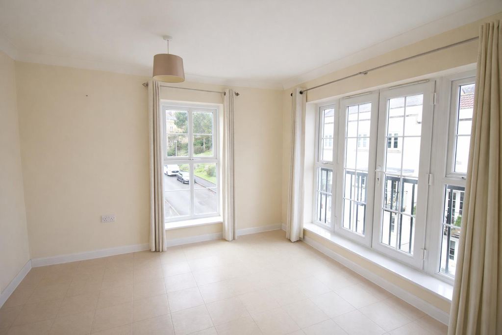 Additional image 7 of 2 bed flat for saleBurlington Road, Portishead BS20