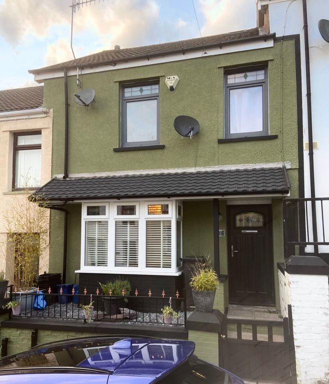 Property photo 1 of 29