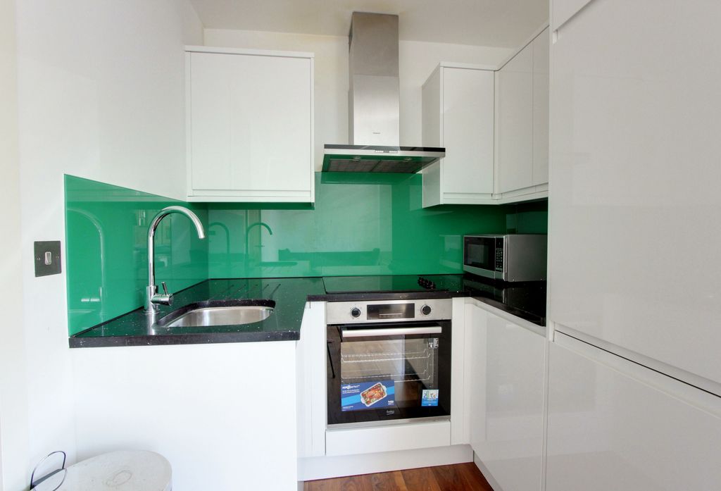 Property photo 2 of 5