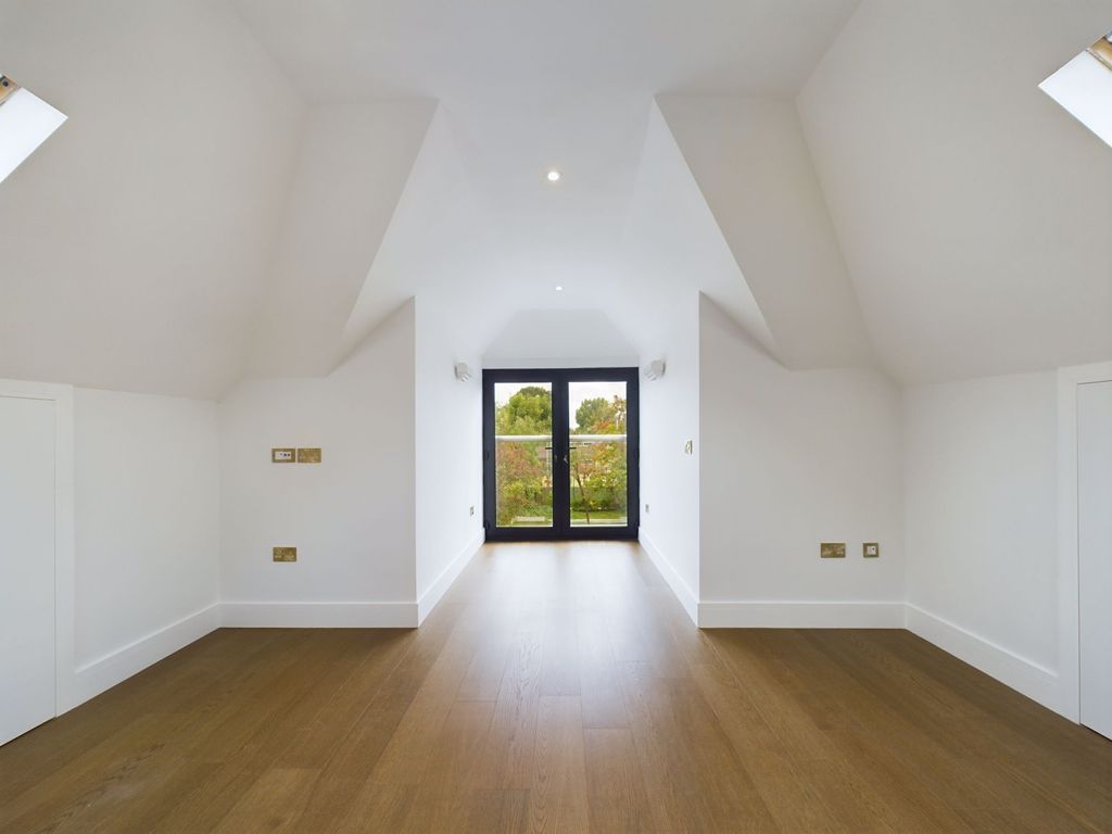 Property photo 1 of 12 Living Area
