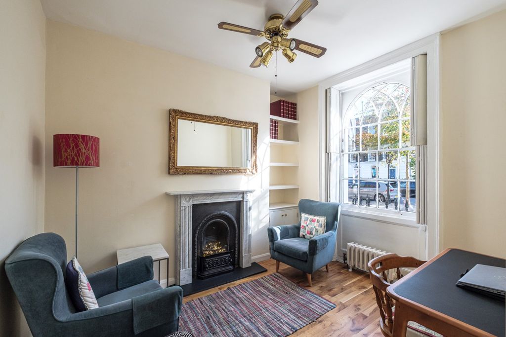 Property photo 3 of 29