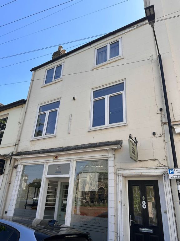 Property photo 1 of 9