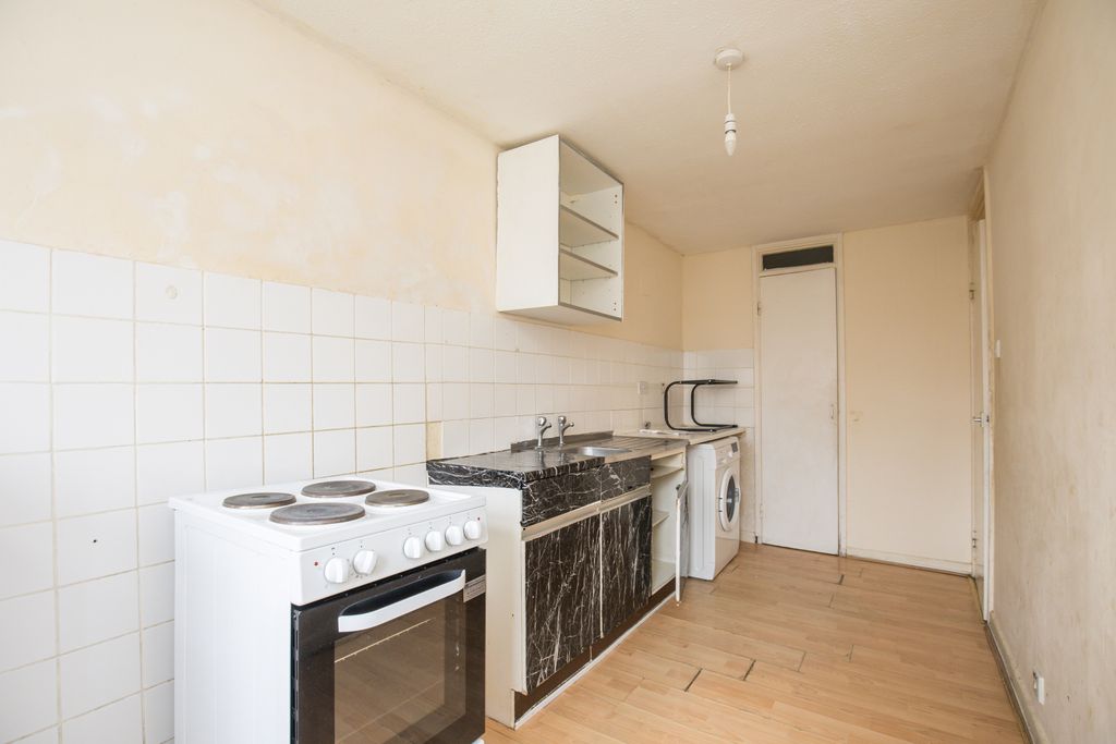 Property photo 3 of 18 Gallery