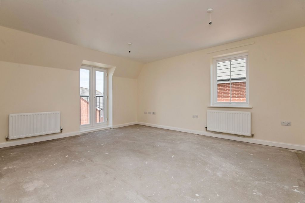 Property photo 3 of 13 Photo