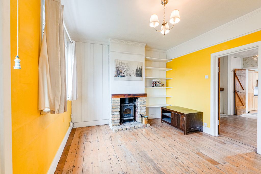 Property photo 3 of 22