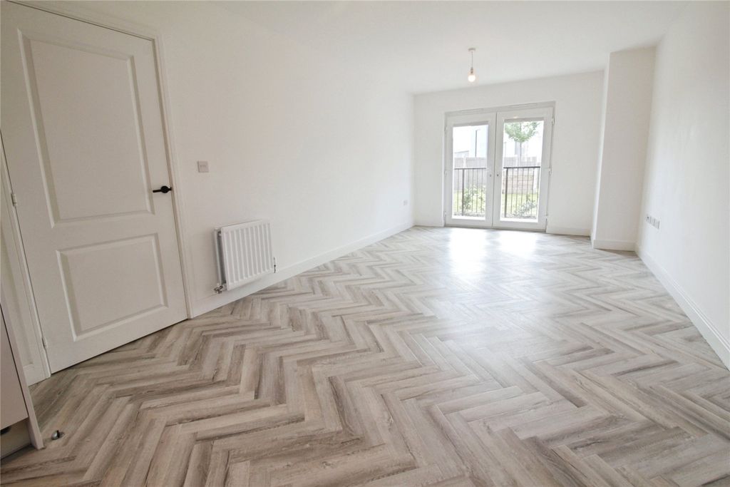Property photo 3 of 15 Picture No. 03