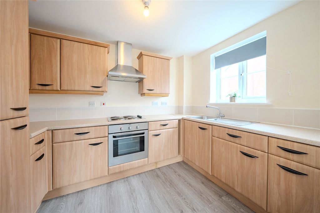 Property photo 3 of 11 Picture No. 15