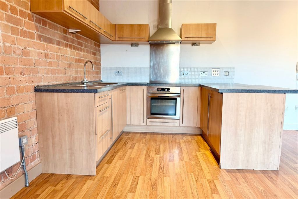 Property photo 3 of 15 Kitchen Area