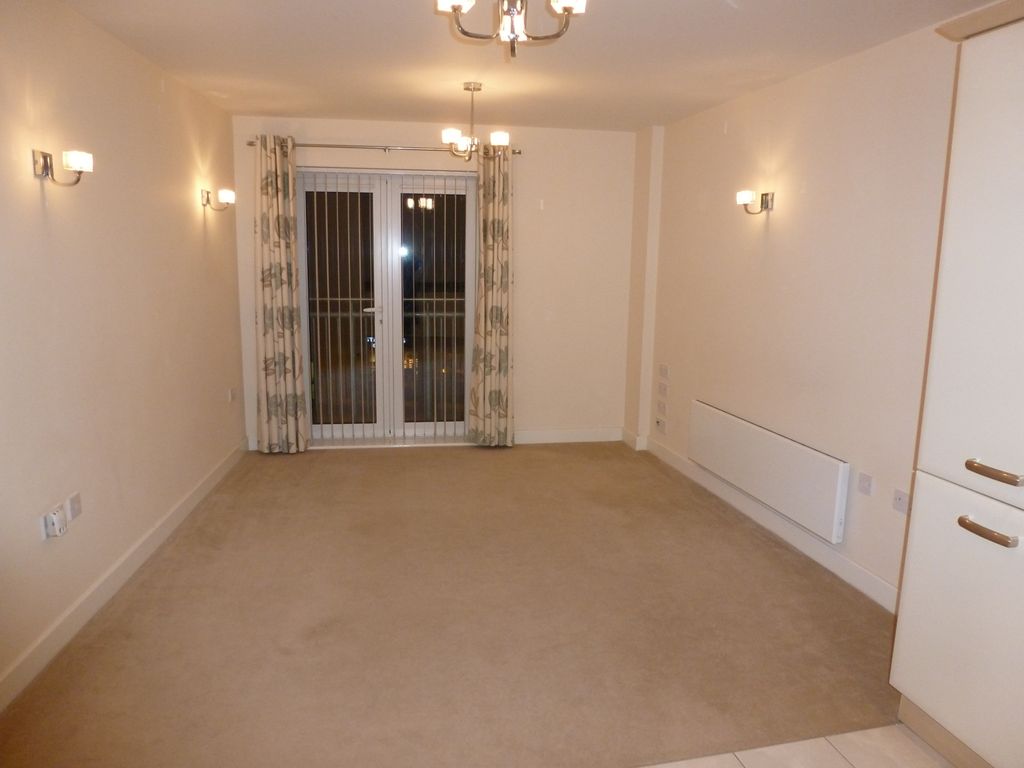 Property photo 3 of 6