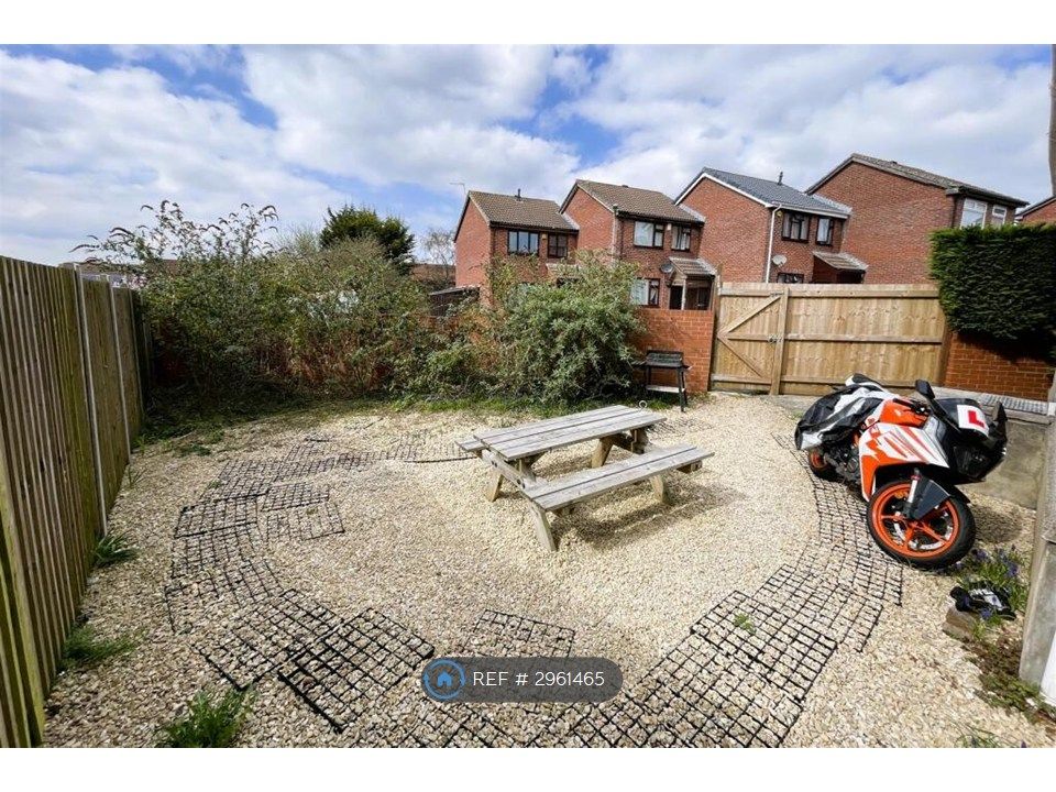 Property photo 2 of 16 Garden