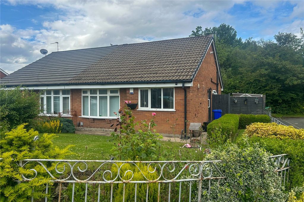 Property photo 1 of 16 External